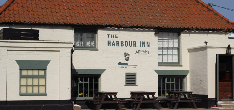restaurants in Southwold - Harbour Inn